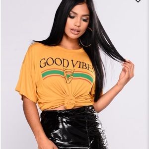 FashionNova Always Good Vibes Tee